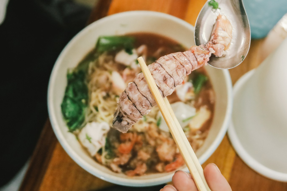 Sukhumvit Crab Noodles